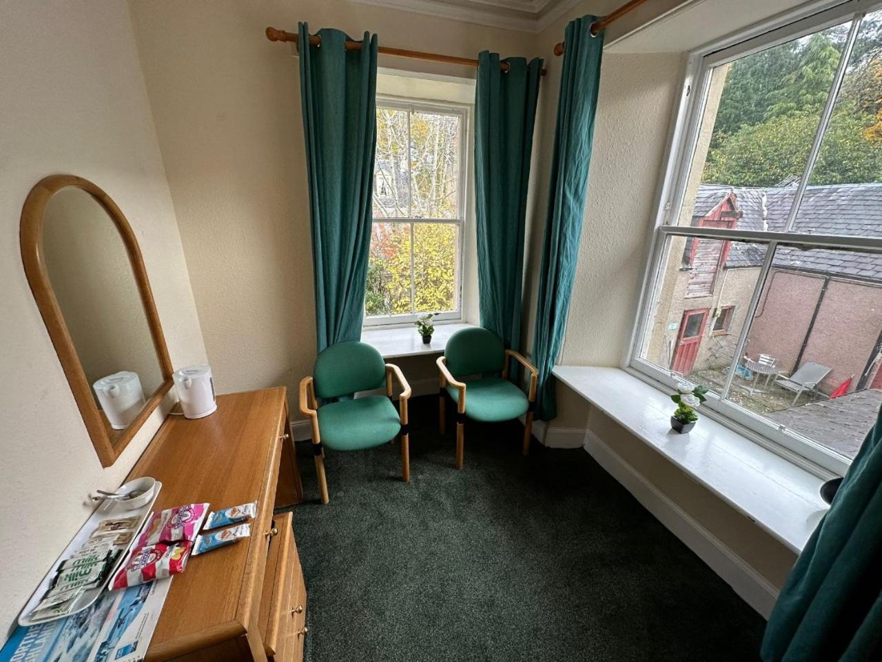 Mackay'S Spa Lodge Hotel Strathpeffer Exterior foto